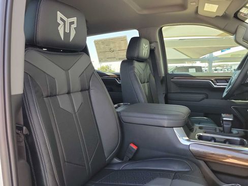 New 2025 Chevrolet Silverado 1500 RST AWD/4WD image 22