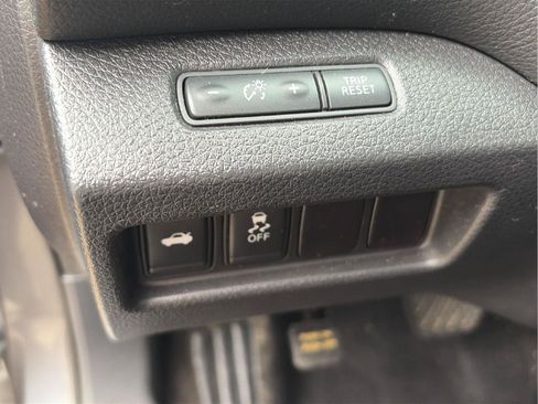 Used 2016 Nissan Altima 2.5 SR FWD image 23