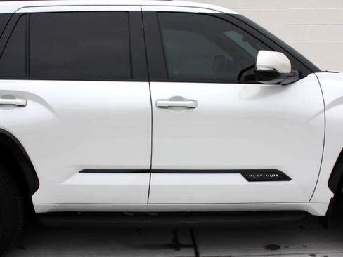 Used 2024 Toyota Sequoia Platinum w/ TRD Off-Road Package image 15