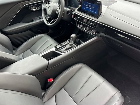 Certified 2025 Acura ADX AWD image 17