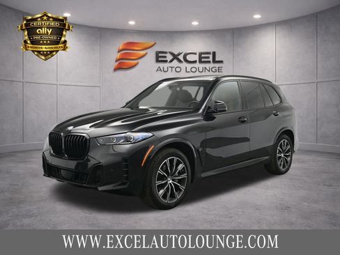 Used 2024 BMW X5 xDrive40i w/ M Sport Package AWD/4WD image 1