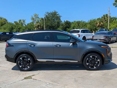 Certified 2026 Kia Sportage SX Prestige AWD/4WD image 9