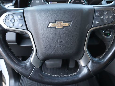 Used 2019 Chevrolet Suburban LT AWD/4WD image 13