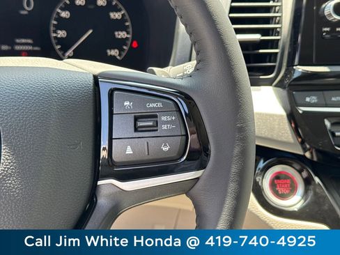 New 2026 Honda Odyssey Touring image 18