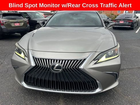 Used 2019 Lexus ES 350 w/ Premium Package FWD image 3