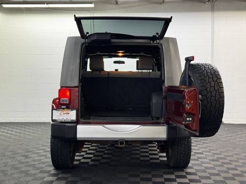 Used 2008 Jeep Wrangler Unlimited Sahara w/ Trailer Tow Group AWD/4WD image 26