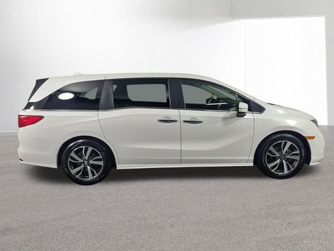 Certified 2022 Honda Odyssey Touring image 39