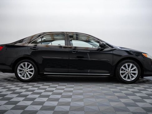 Used 2013 Toyota Camry XLE FWD image 4