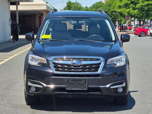Used 2017 Subaru Forester 2.5i Limited AWD/4WD image 2
