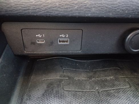 Used 2022 Mitsubishi Outlander ES image 26