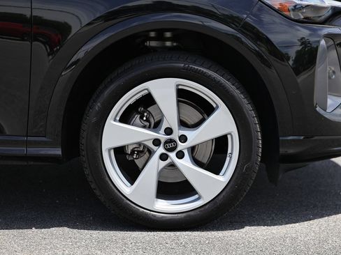 Used 2025 Audi Q5 Premium Plus w/ Premium Plus AWD/4WD image 5