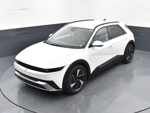 New 2025 Hyundai Ioniq 5 SEL image 22