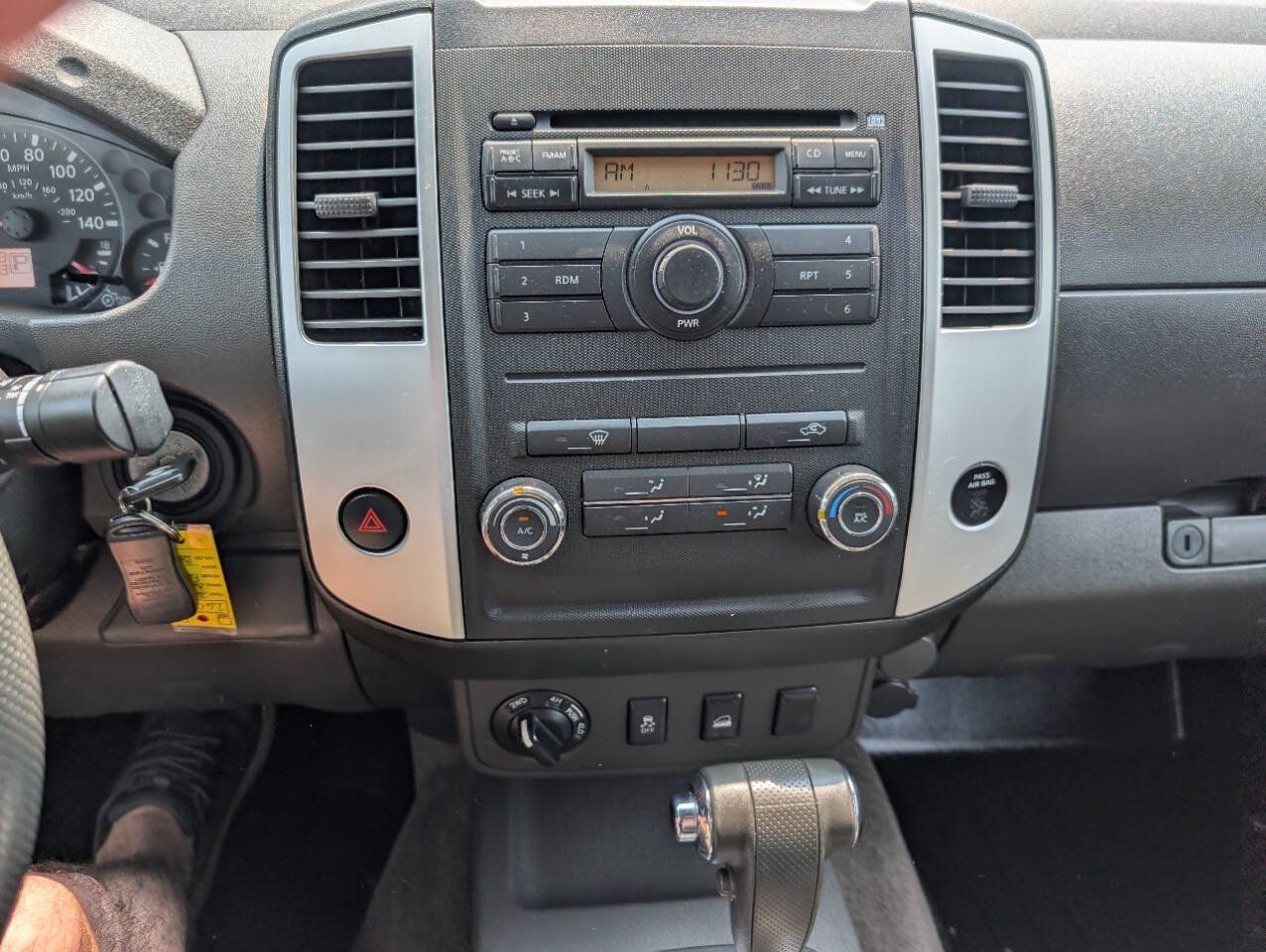 Used 2012 Nissan Frontier SV AWD/4WD image 15