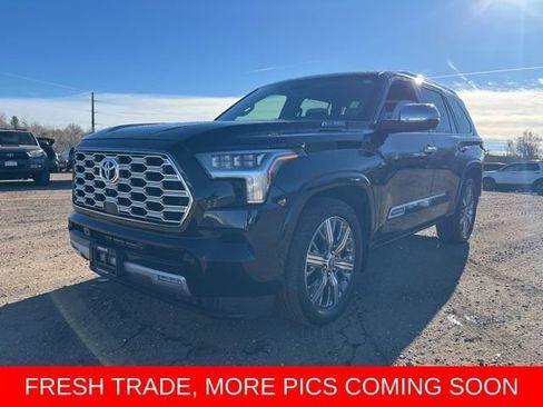 Used 2023 Toyota Sequoia Capstone image 1