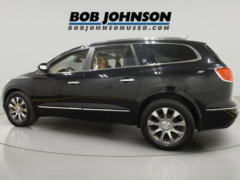 Used 2017 Buick Enclave Premium w/ Experience Buick Package image 5