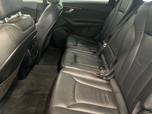 Used 2017 Audi Q7 3.0T Premium Plus image 17