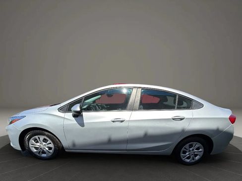 Used 2019 Chevrolet Cruze LS w/ LS Fleet Convenience Package FWD image 8