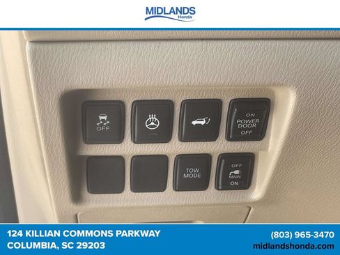 Used 2014 Nissan Pathfinder Platinum FWD image 20