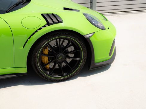 Certified 2019 Porsche 911 GT3 RS RWD image 18
