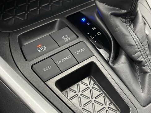 Used 2025 Toyota RAV4 LE image 26