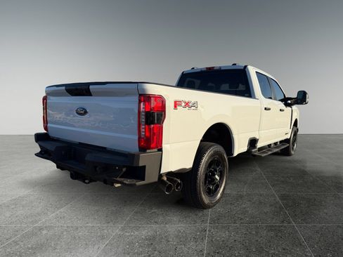 Used 2023 Ford F250 XL w/ STX Appearance Package AWD/4WD image 7