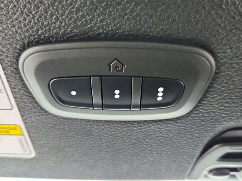 Used 2021 Jeep Wrangler Unlimited Sahara AWD/4WD image 39