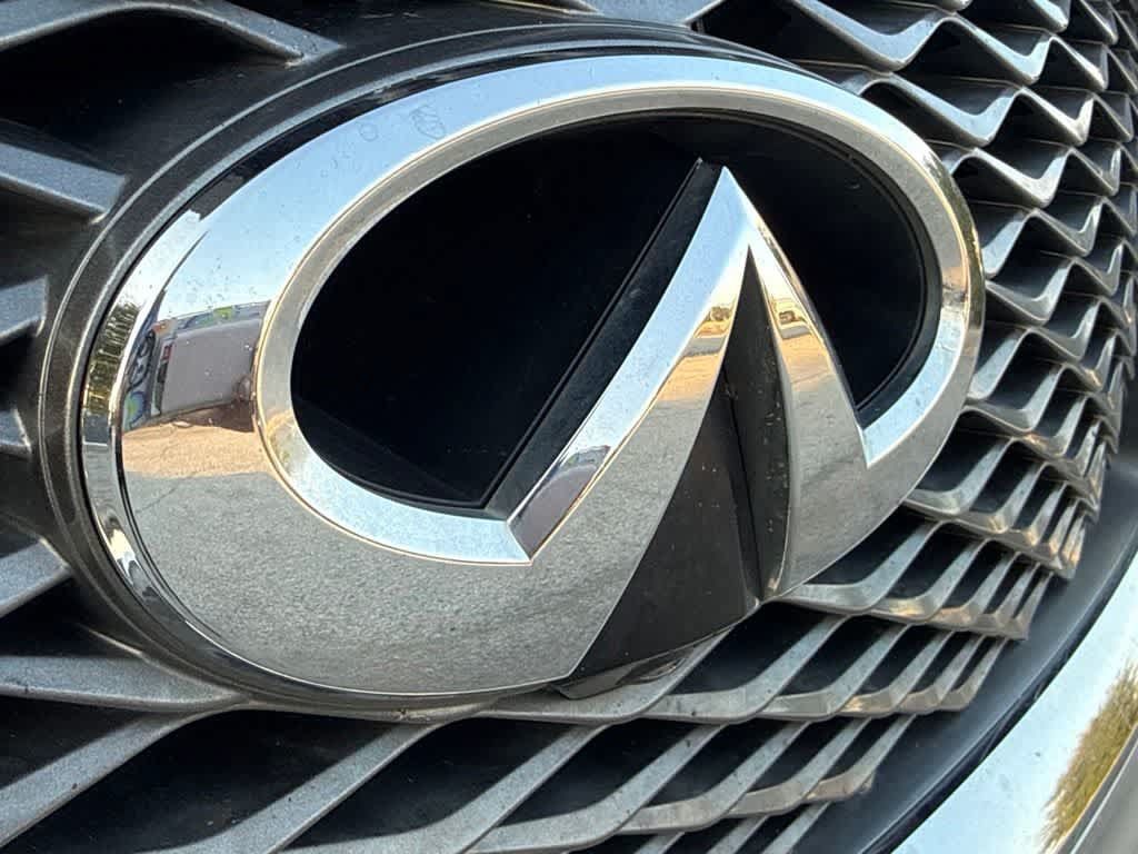 Used 2021 INFINITI QX80 Luxe RWD image 9