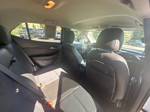 Used 2021 Buick Encore GX Select FWD image 21