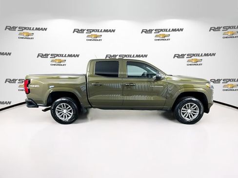 Used 2023 Chevrolet Colorado LT w/ LT Convenience Package AWD/4WD image 8