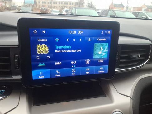 Used 2023 Ford Explorer XLT w/ Equipment Group 202A image 17