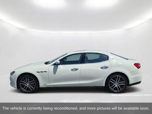 Used 2017 Maserati Ghibli RWD image 9