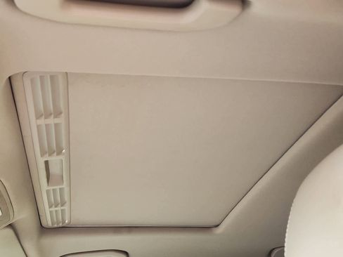 Used 2014 Mercedes-Benz ML 350 2WD image 24