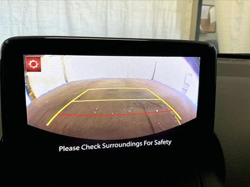Used 2020 Toyota Yaris LE FWD image 20