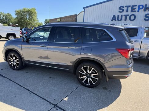 Used 2019 Honda Pilot Touring image 8