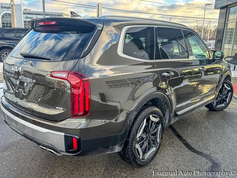 Used 2024 Kia Telluride S w/ S Sunroof Package image 8