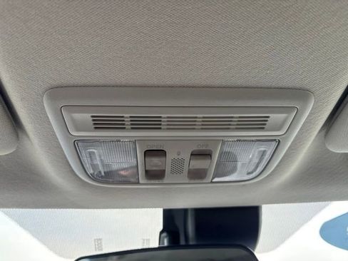 Used 2022 Honda HR-V EX image 16