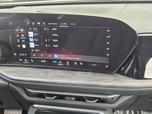 Used 2025 Audi Q5 Premium w/ Convenience Package AWD/4WD image 13