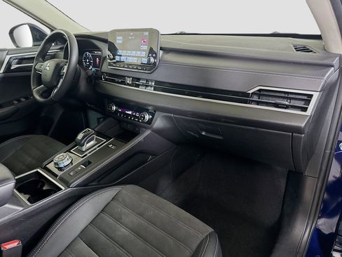 Used 2023 Mitsubishi Outlander SE image 30