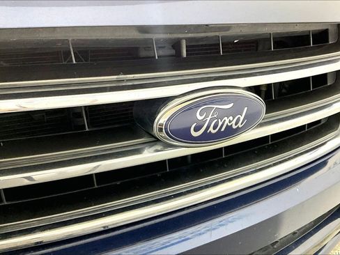 Used 2017 Ford Expedition XLT w/ Equipment Group 201A image 19