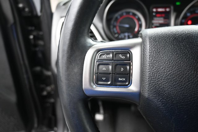 Used 2015 Dodge Journey Crossroad w/ Flexible Seating Group FWD image 17