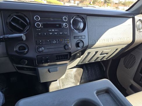 Used 2012 Ford F250 XL w/ PWR Equipment Group image 18