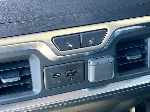 Used 2021 GMC Sierra 3500 Denali w/ Denali Black Diamond Edition image 27