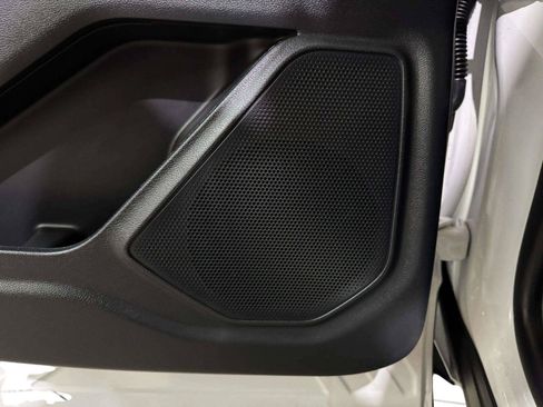 Used 2025 Ford Explorer ST AWD/4WD image 40
