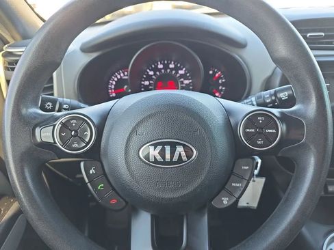 Used 2014 Kia Soul image 16