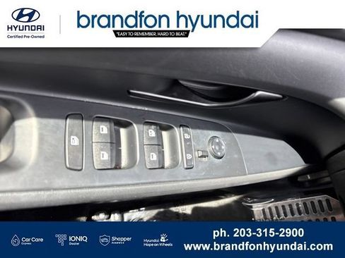 Used 2025 Hyundai Elantra Sport FWD image 13