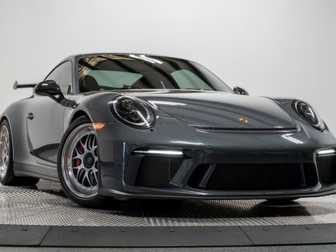 Used 2018 Porsche 911 GT3 image 32