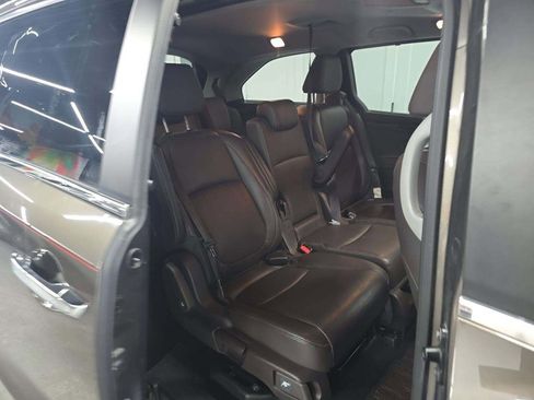 Used 2021 Honda Odyssey Touring image 13