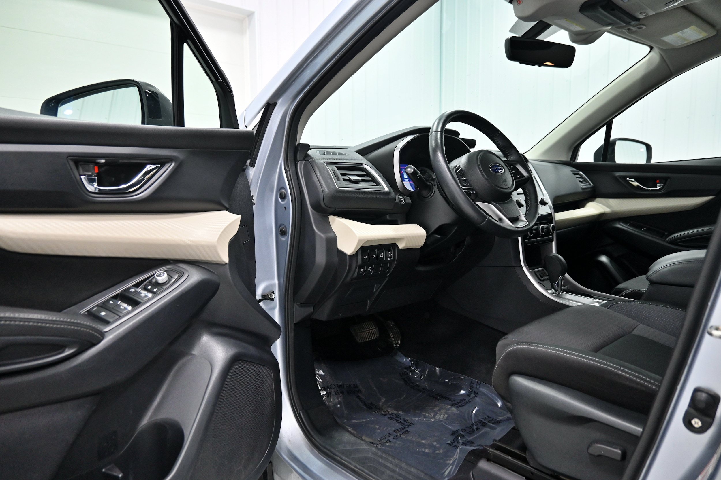 Used 2020 Subaru Ascent Premium w/ Convenience Package AWD/4WD image 4