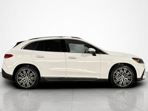 New 2027 Mercedes-Benz EQE 320 4MATIC SUV image 6