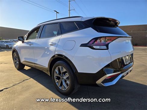 Used 2024 Kia Sportage SX image 4